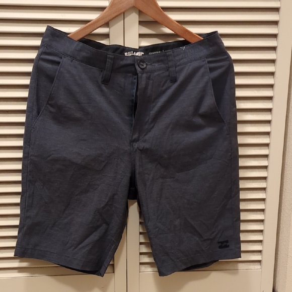 Billabong Men's Black Shorts - Picture 1 of 1